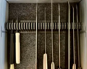 Knife block for kitchen drawers