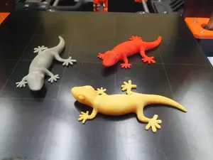 Gecko fridge magnet 8x3mm