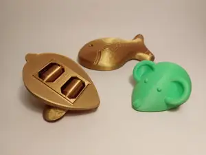 Rolling mouse and fish toys for cat / kitten