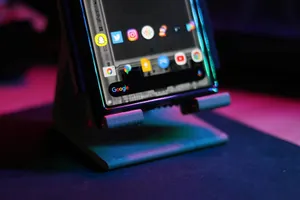 Note 20 Ultra phone stand