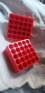 Gridfinity AA battery box with cover (2 6x3 magnets optional)