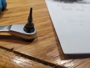 Precision bit adapter, low profile, 1/4in shank to 4mm shank