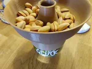 Pistachio Bowl for "Glück" Jar / Pistazienschale für Glücksglas