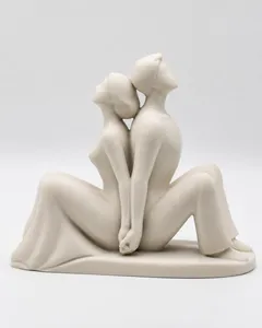 Abstract sculpture of connection and distance - Abstrakte Skulptur von Verbindung und Distanz