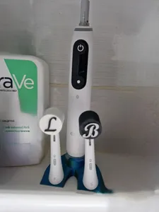 Oral B Cap IO series