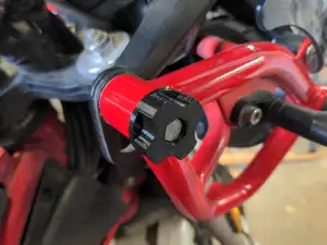 Moto Guzzi V85TT windshield quick release
