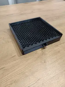 Dishes drainer honeycomb
