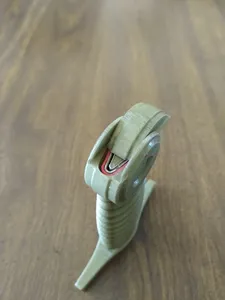 Collapsing Dagger Removable Blades