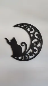 Gato en la luna