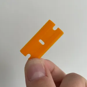 Plastic Razor - Scraperite