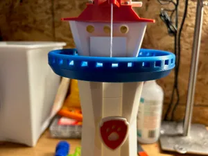 More sturdy railing for "Tower for Patrollers with Paws" by @kth0
