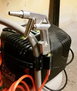 Compressor Tool Holder