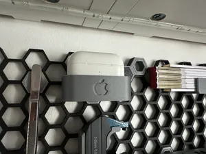 Honeycomb Wall (HSW) AirPods Pro Case Support