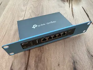 TP-Link ER605 3U Rackmount Adapter for 10-inch Network Cabinets