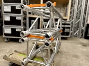 TRUSS STAPELKLOTZ EINFACH F34