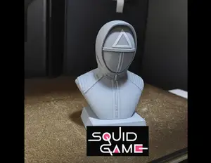 Bust Squid game Soldier
