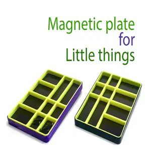 Magnetic plate for little things