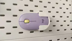 Logitech Pebble M350 Skadis Storage
