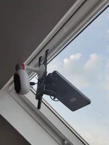 Reolink Argus 2 Camera & Solar Panel Window Hook