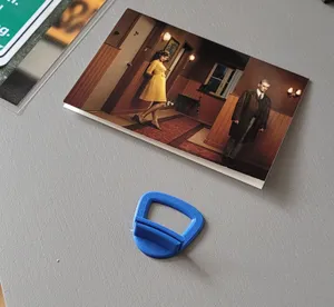 Paper Stand (paper holder). Minimalistic, strong, no support, less filament!