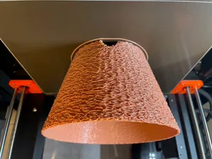 Blumentopf mit Prusa Fuzzy Oberfläche / Simple flower pot with Prusa Slicer Fuzzy Skin