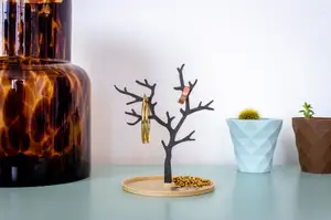 Tree - Jewelry and Ring Holder - Gift idea - Gift inspiration