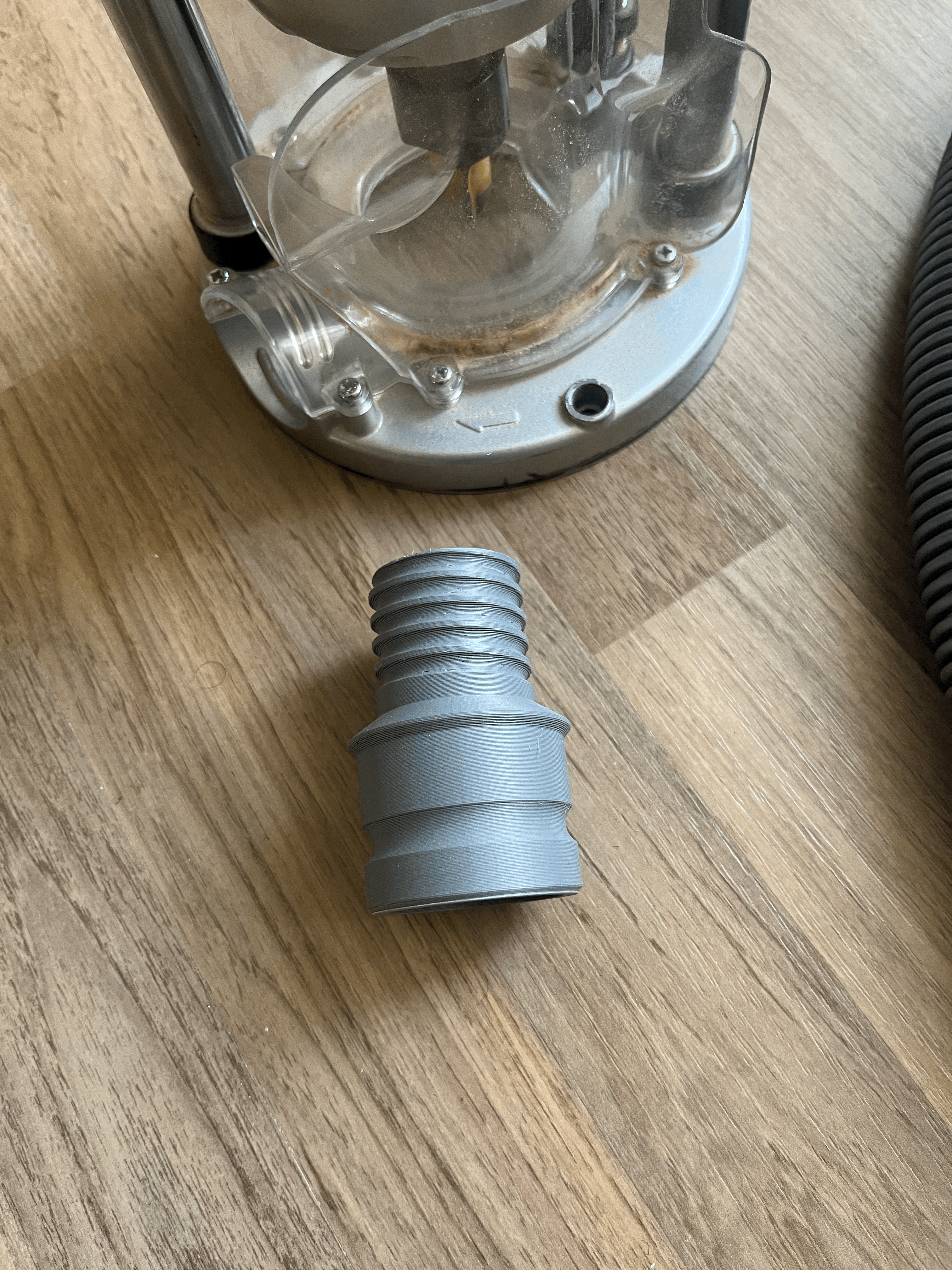 CAMLOCK adapter for Triton routers