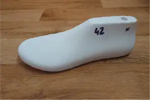 OpenRun - shoe last, size 42
