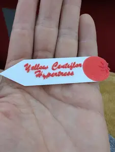 Garden labels in two colours for tomatoes and chillis