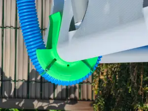Pool hose holder