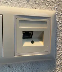 Adapter Busch Jaeger Balance Si to UAE (or anything else)