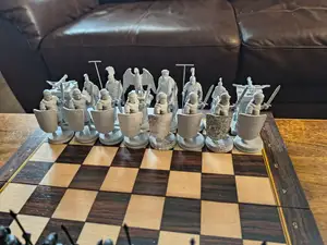 Romans VS Carthage historical chess set