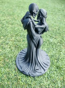 Eternal Embrace Skeleton Lovers Standing Hug Figurine