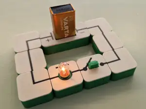 Snaptronics – Solder-free electric circuit construction kit