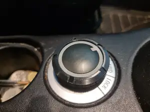 Mitsubishi Outlander 4WD Knob Bezel