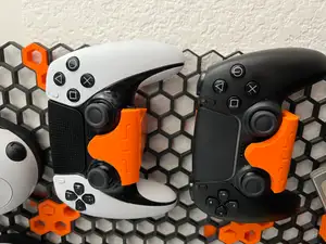 Honeycomb Wall PS5 DualSense and DualSense Edge Controller Mount (works for both)