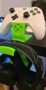 Wireless Controller and Headphone Stand