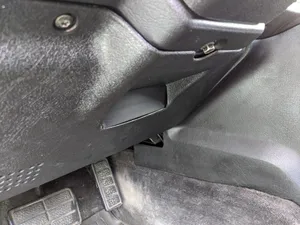 Volvo 940 Kick panel aperture cover