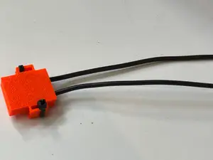 Fuse Holder stackable w cable tie