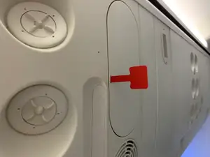 Boeing Sky Interior - Pax oxygen mask drop test key