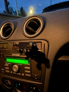 Ford Fiesta (Mark 5) Coin holder replacement/phone mount