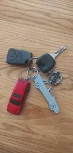KeyCar - Volvo S70 (2000) sedan keyring