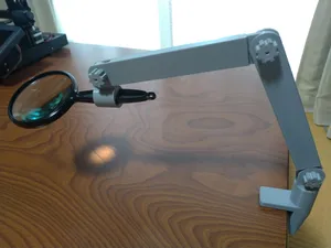 Magnifying Glass Stand
