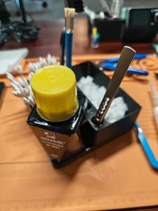 Solding cleaning sponges bucket