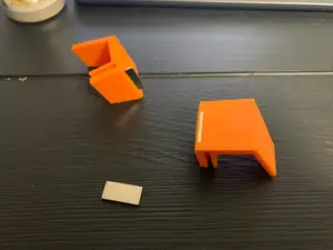 LACK door knob with inserted magnets