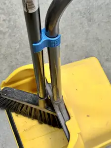 Quickie Jumbo Debris Dust Pan Broom Clip