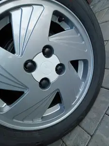 Opel Astra F poklička (hubcap)