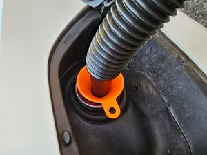 Funnel For Diesel Engines / Trychtýř Pro Naftové Motory