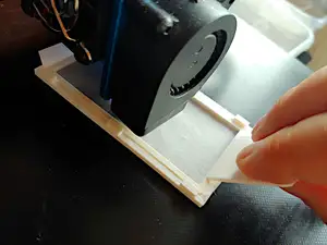 Bed leveling aid