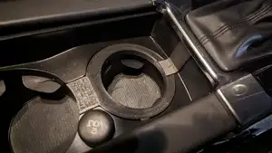 Volvo XC60/S60 cup holder insert